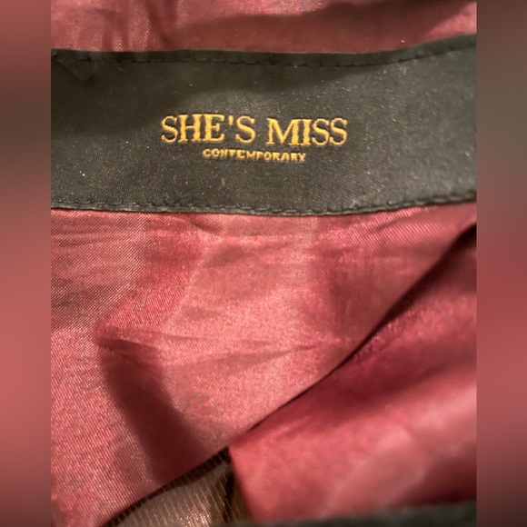 She’s miss, Dark blue coat - Picture 6 of 7